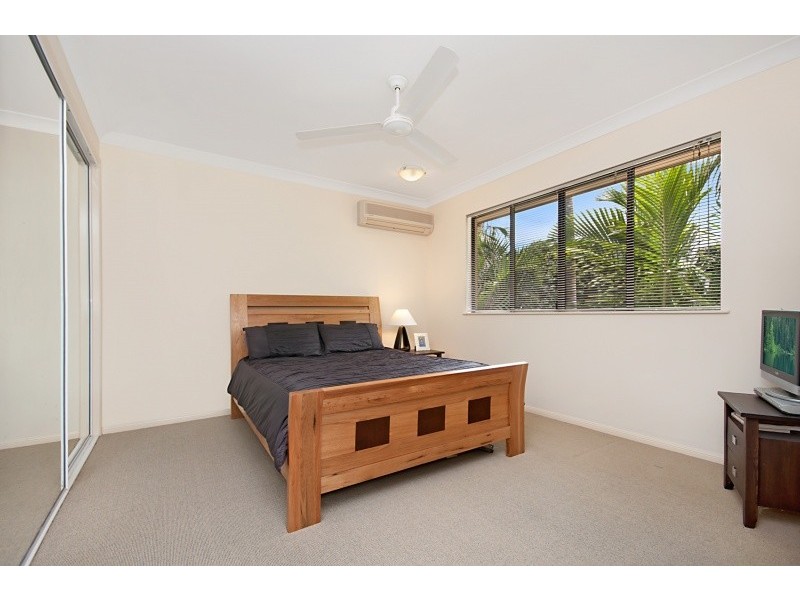 Unit 8/22-24 Old Smithfield Road, Freshwater QLD 4870