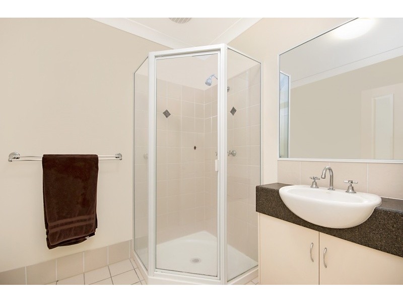 Unit 8/22-24 Old Smithfield Road, Freshwater QLD 4870