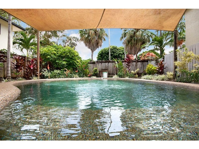 Unit 8/22-24 Old Smithfield Road, Freshwater QLD 4870