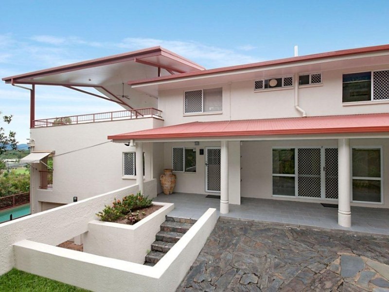 31 Ponticello Street, Whitfield QLD 4870