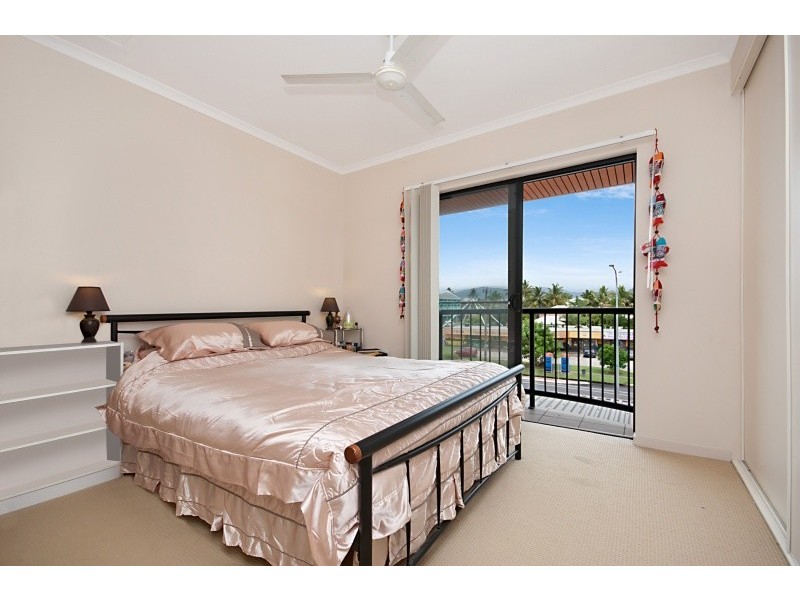 Unit 11/6 James Street, North Cairns QLD 4870