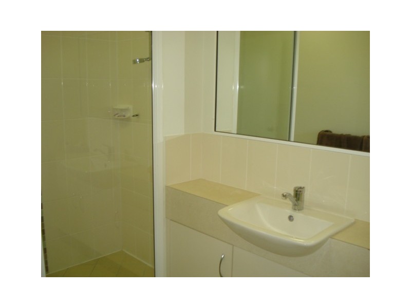 Unit APT 4/15-21 Clare Street, Cairns QLD 4870