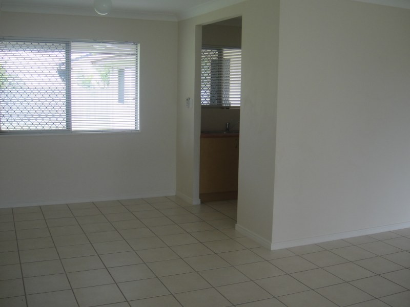 23 Sunrise Street, White Rock QLD 4868