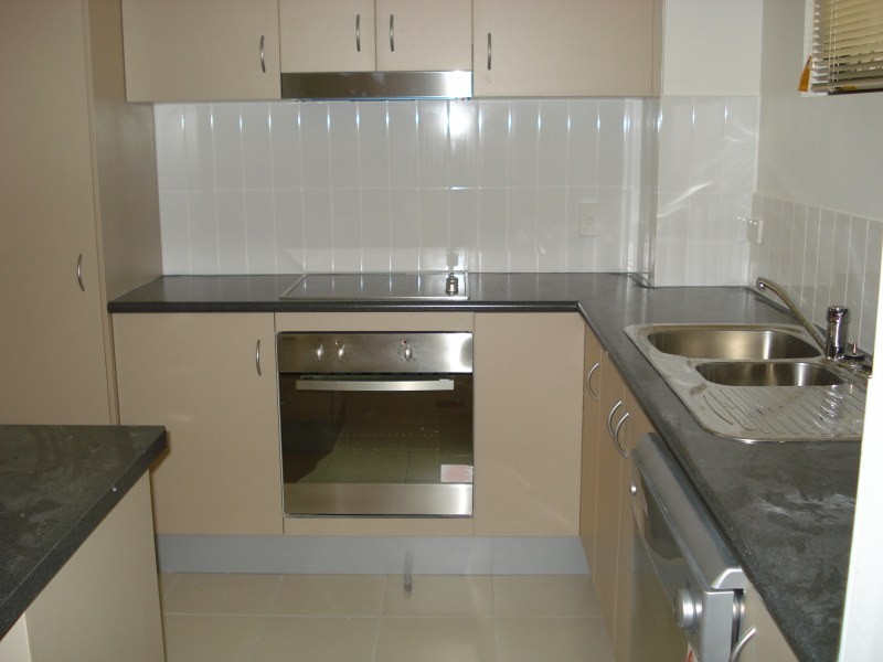 Unit 1/82-86 Martyn Street, Parramatta Park QLD 4870