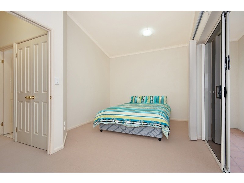 10 Digger Street, Cairns QLD 4870