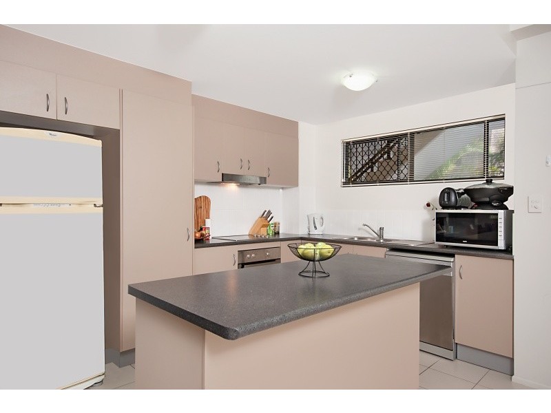 Unit 12/82-86  Martyn Street, Cairns QLD 4870