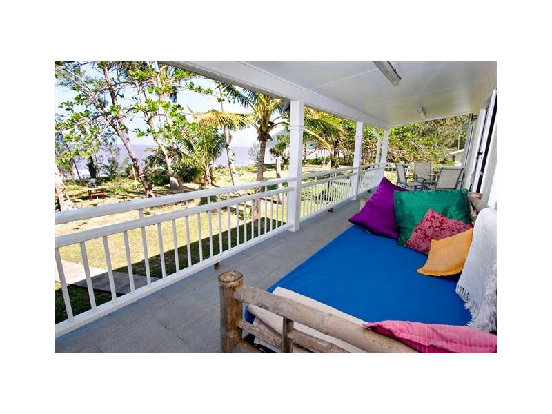 301 Russell Heads Esplanade, East Russell QLD 4861