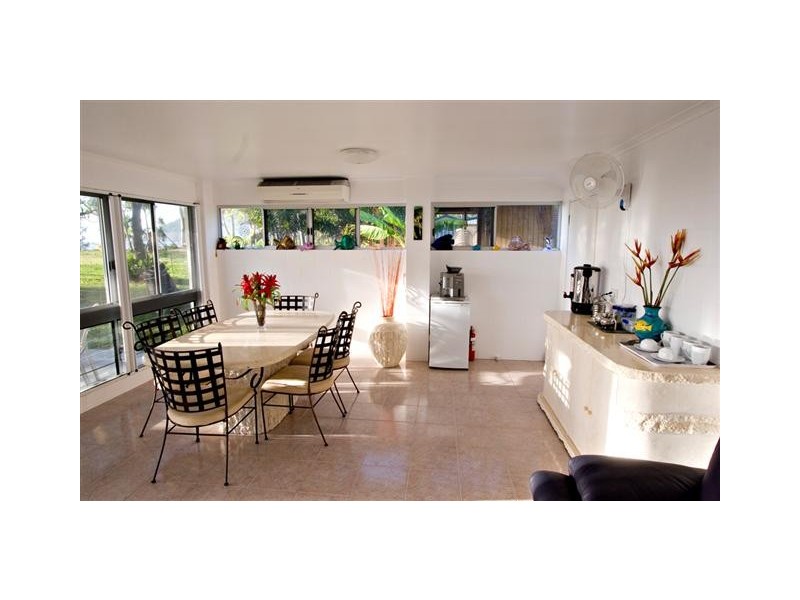 301 Russell Heads Esplanade, East Russell QLD 4861