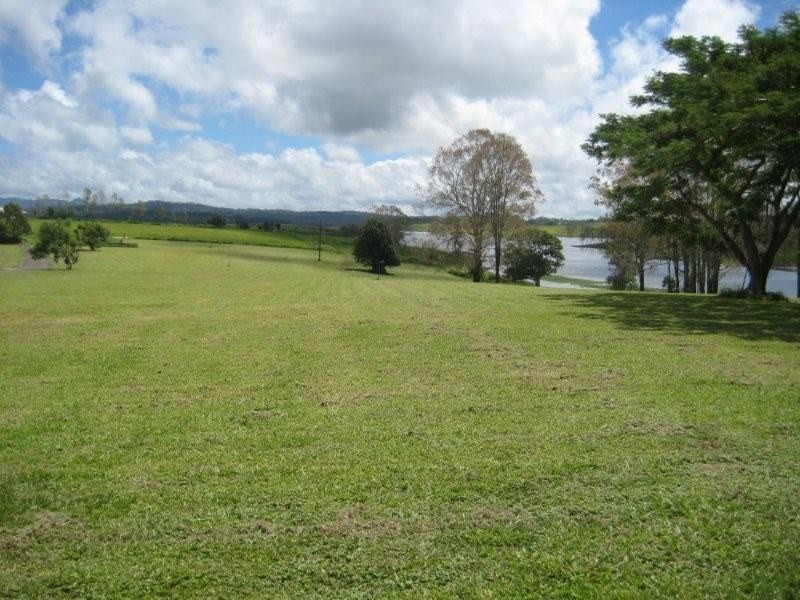 24 Pelican Road, Cairns QLD 4870
