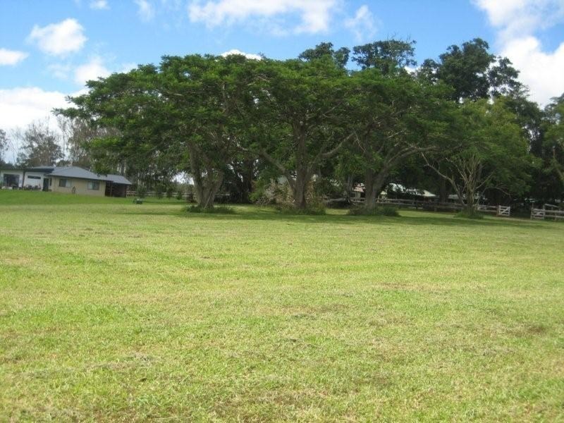 24 Pelican Road, Cairns QLD 4870