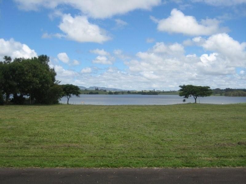 Lot 19,  Edgewater Road, Tinaroo QLD 4872