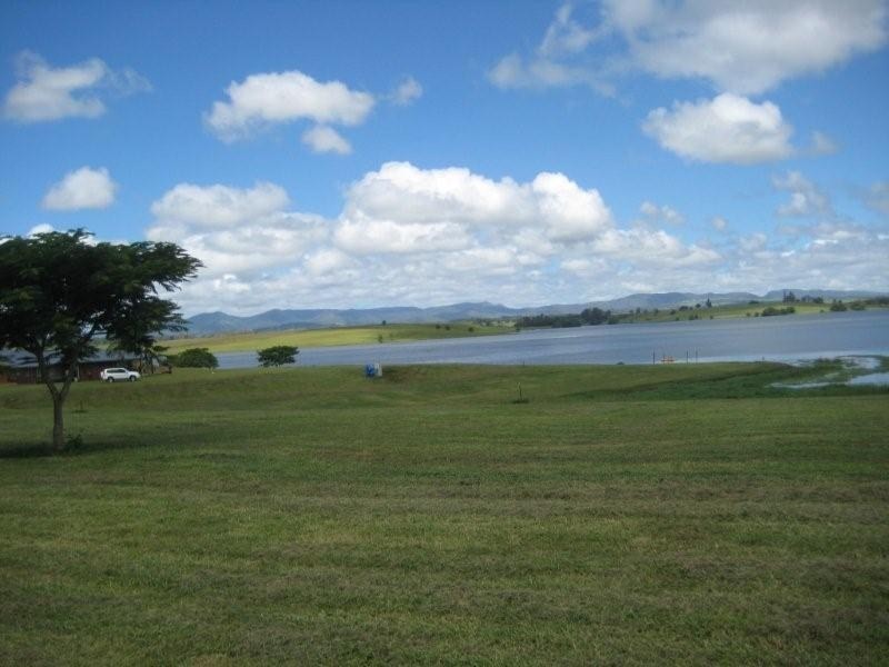 Lot 19,  Edgewater Road, Tinaroo QLD 4872