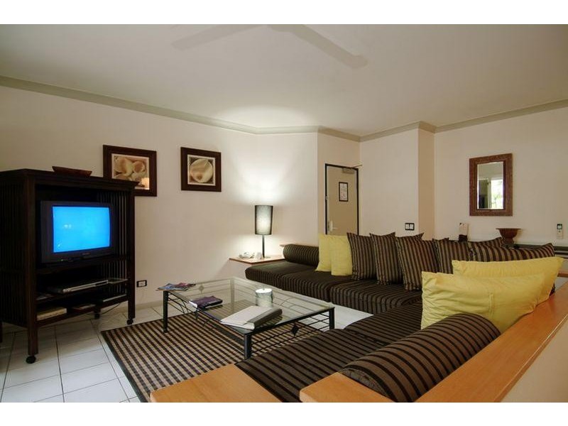 Unit 52/9 Veivers Road, Palm Cove QLD 4879