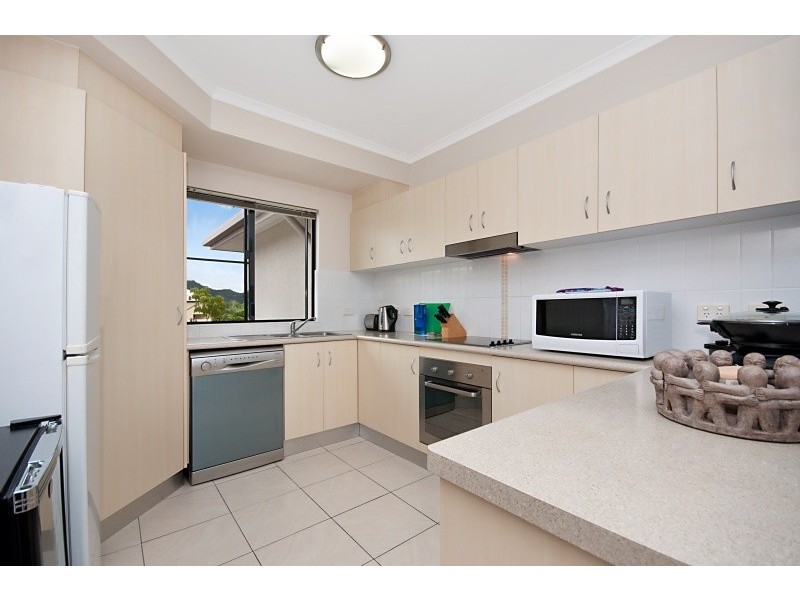 Unit 14/427 Draper Street, Parramatta Park QLD 4870