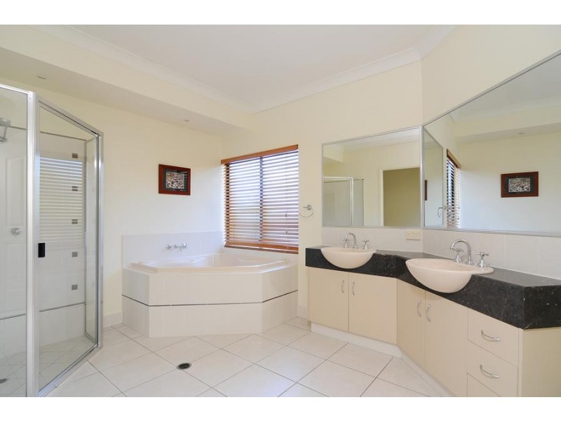 Brinsmead QLD 4870