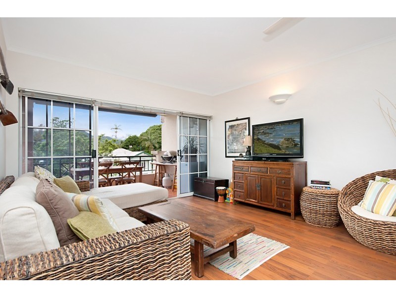 327 Lake Street, Cairns QLD 4870