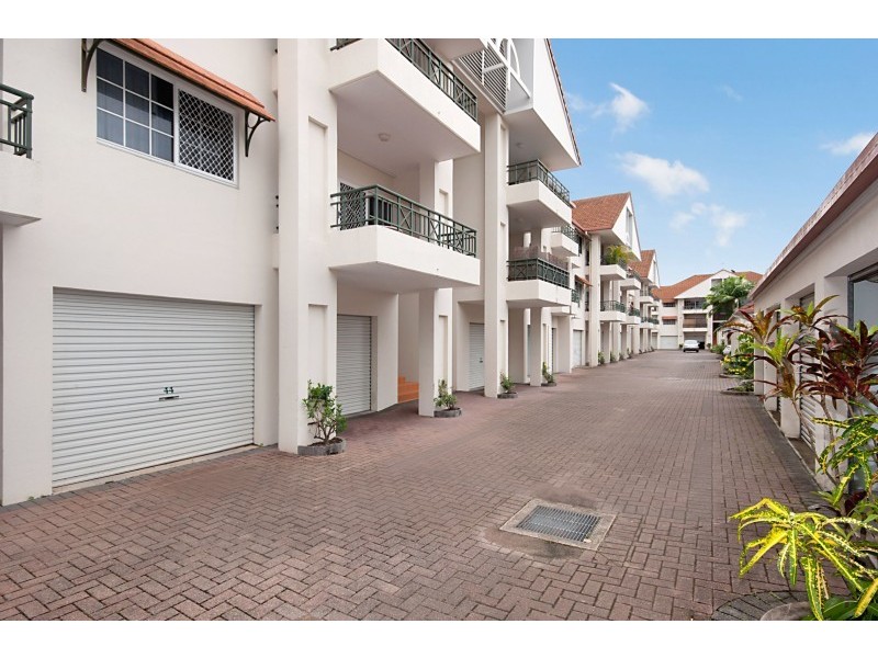 327 Lake Street, Cairns QLD 4870