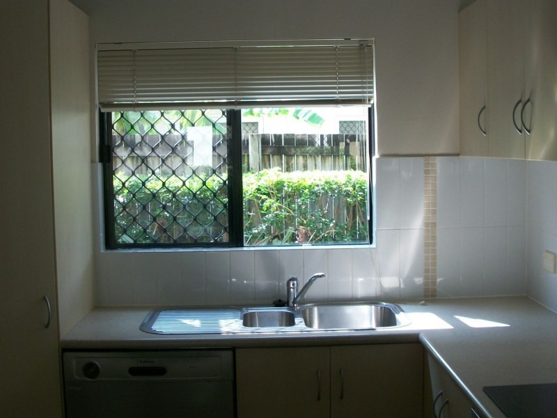 Unit 10/12 Oyster Court, Trinity Beach QLD 4879