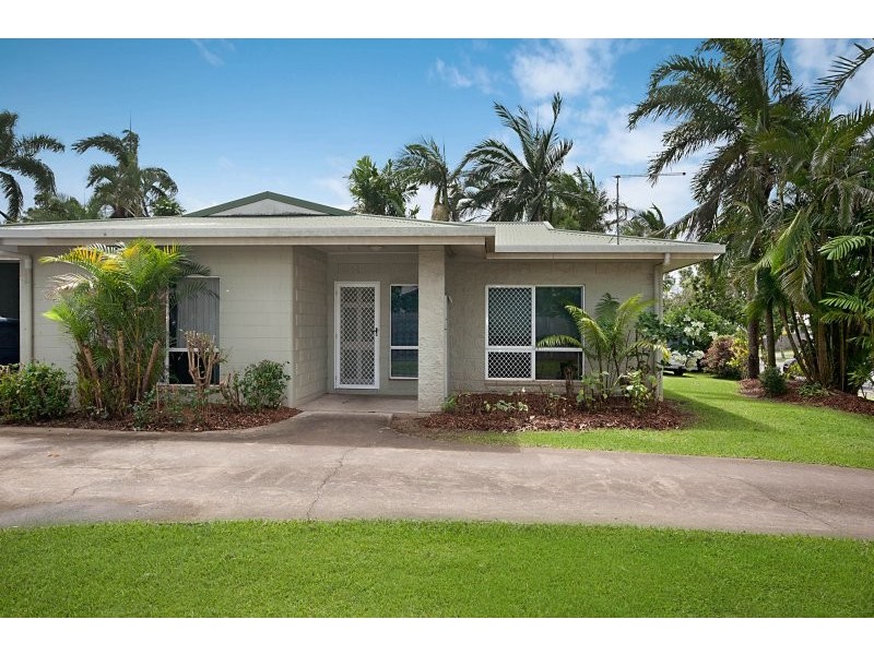 114 Robert Road, Bentley Park QLD 4869