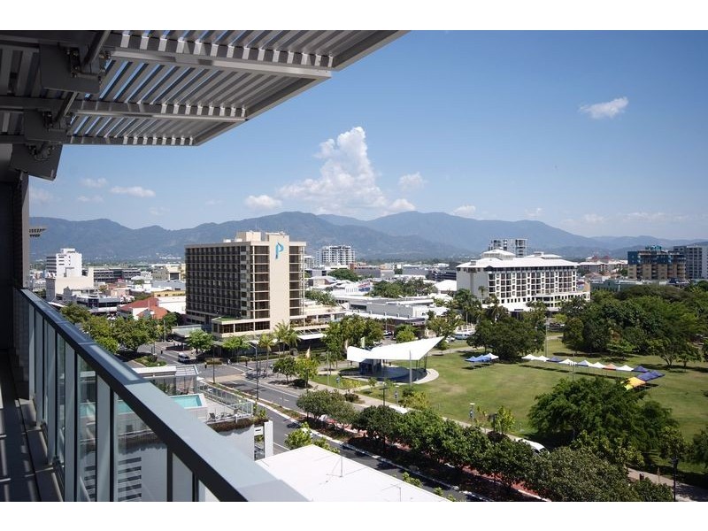 1 Marlin Parade, Cairns QLD 4870