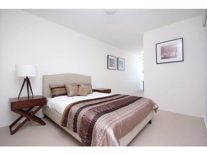 1 Marlin Parade, Cairns QLD 4870