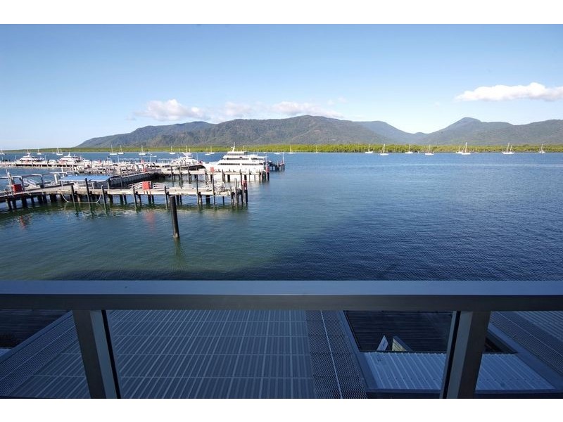 Unit 304/305 /1 Marlin Parade, Cairns QLD 4870