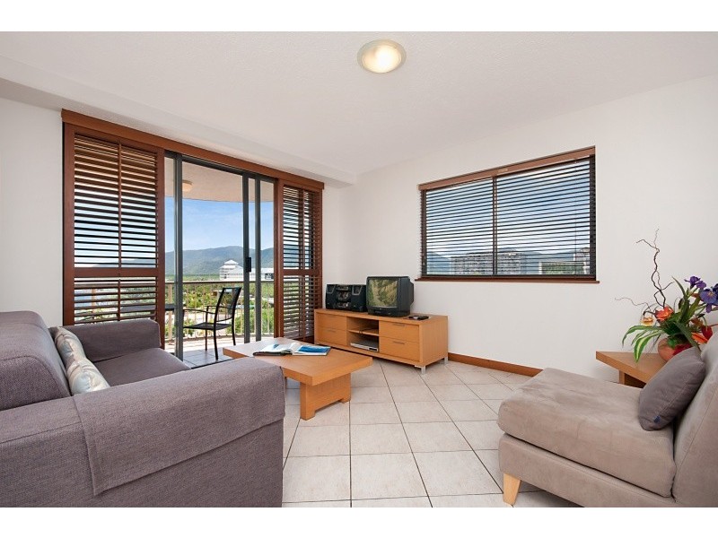 Unit 502/73-75 The Esplanade, Cairns QLD 4870