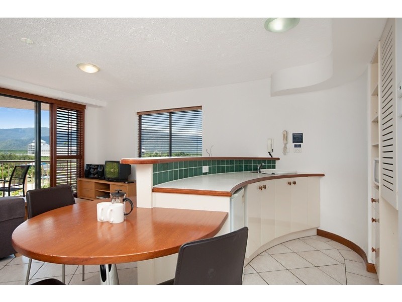 Unit 502/73-75 The Esplanade, Cairns QLD 4870