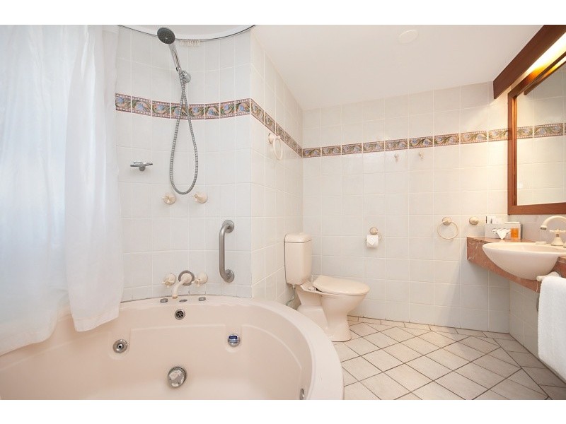 Unit 502/73-75 The Esplanade, Cairns QLD 4870