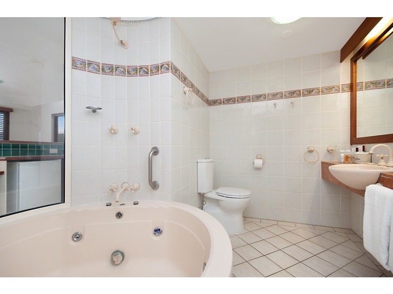 Unit 503/73-75 The Esplanade, Cairns QLD 4870