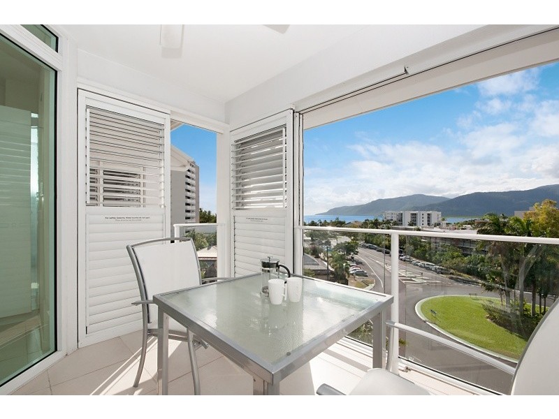 Unit 44/201 Lake Street, Cairns QLD 4870