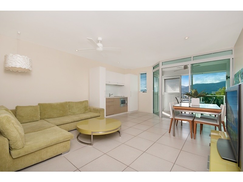 Unit 44/201 Lake Street, Cairns QLD 4870