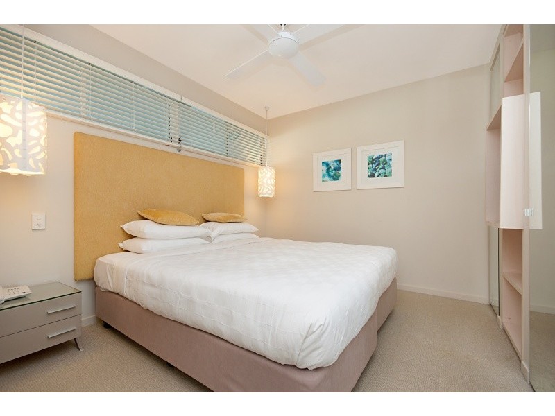 Unit 44/201 Lake Street, Cairns QLD 4870