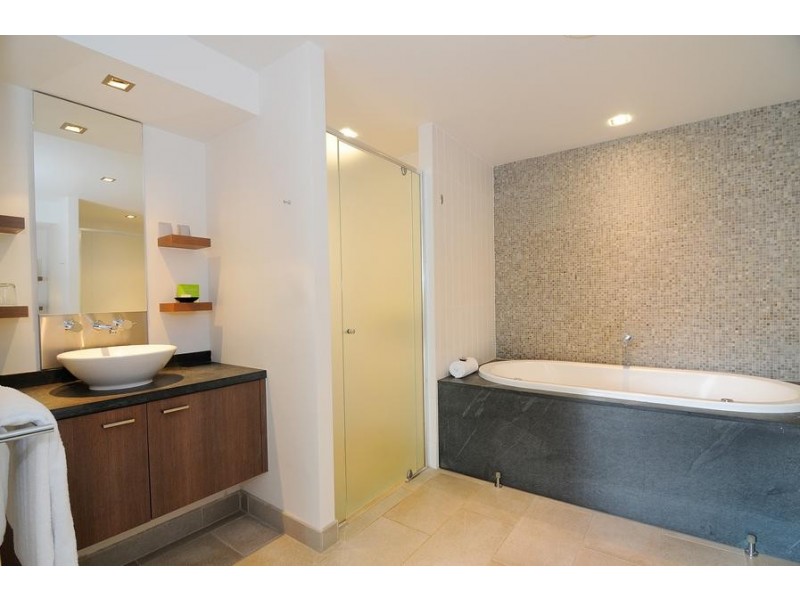 Unit 304/2 Sea Temple Resort & Spa Street, Palm Cove QLD 4879