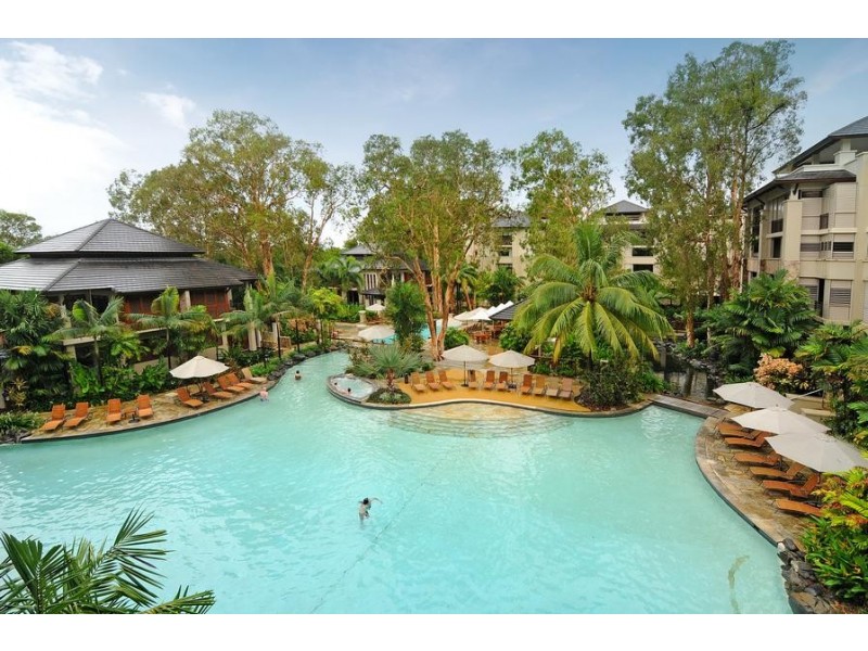 Unit 304/2 Sea Temple Resort & Spa Street, Palm Cove QLD 4879
