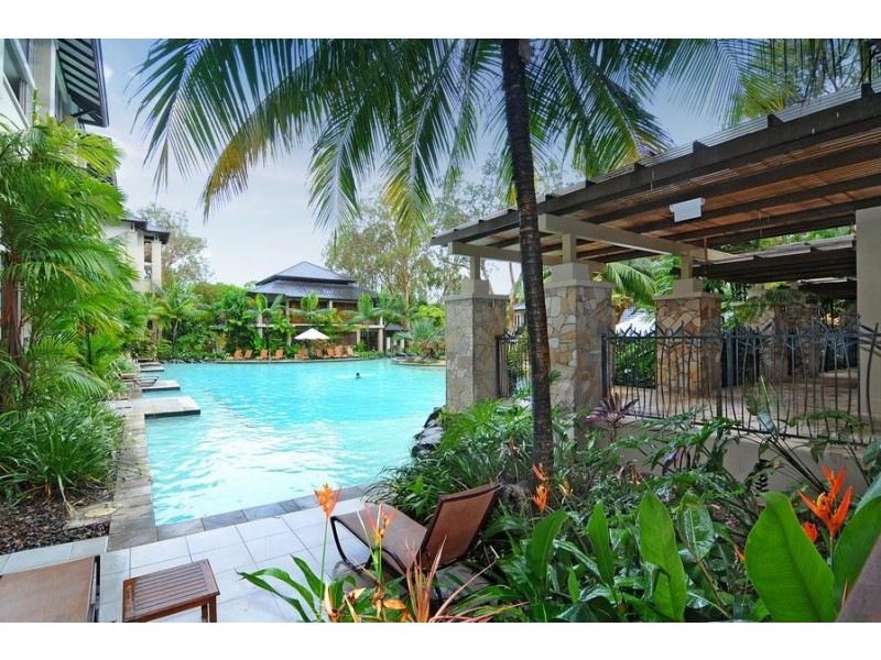 Unit 304/2 Sea Temple Resort & Spa Street, Palm Cove QLD 4879