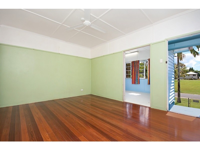 11 Hoad Street, Earlville QLD 4870