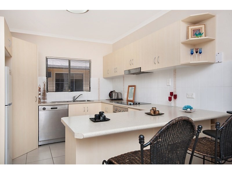 Unit 15/12 Oyster Court, Trinity Beach QLD 4879