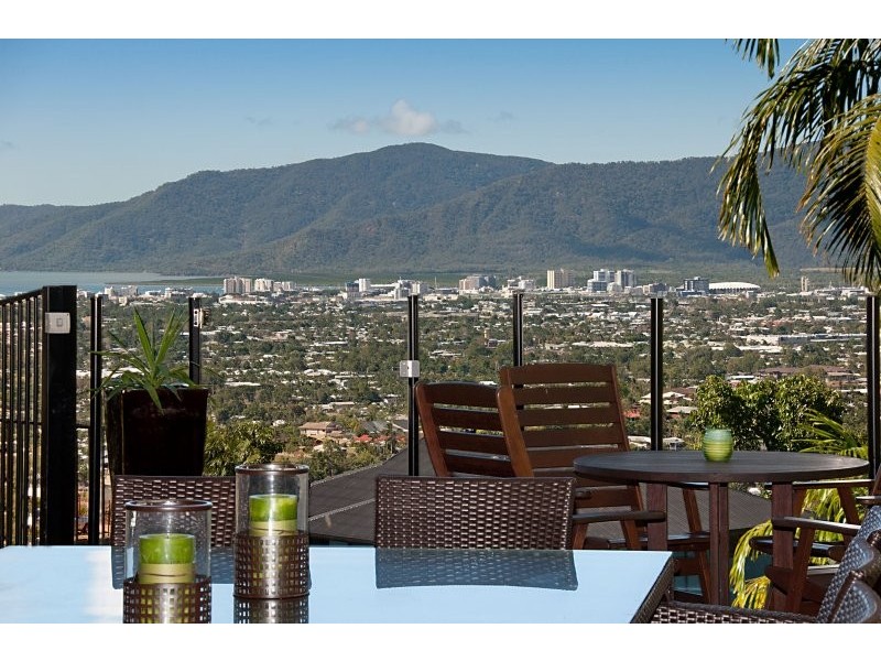 11 Coreega Close, Cairns QLD 4870