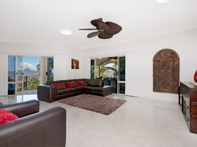 11 Coreega Close, Cairns QLD 4870