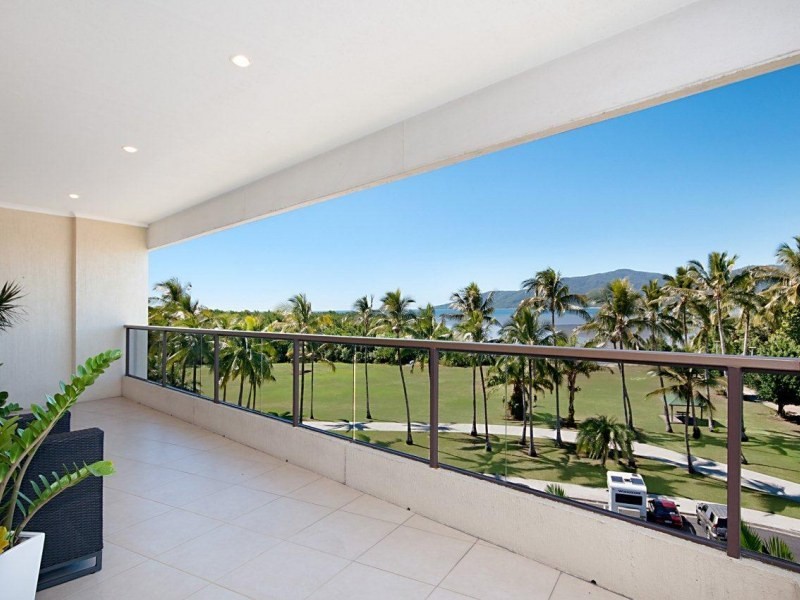 Unit 17/281 The Esplanade, Cairns QLD 4870