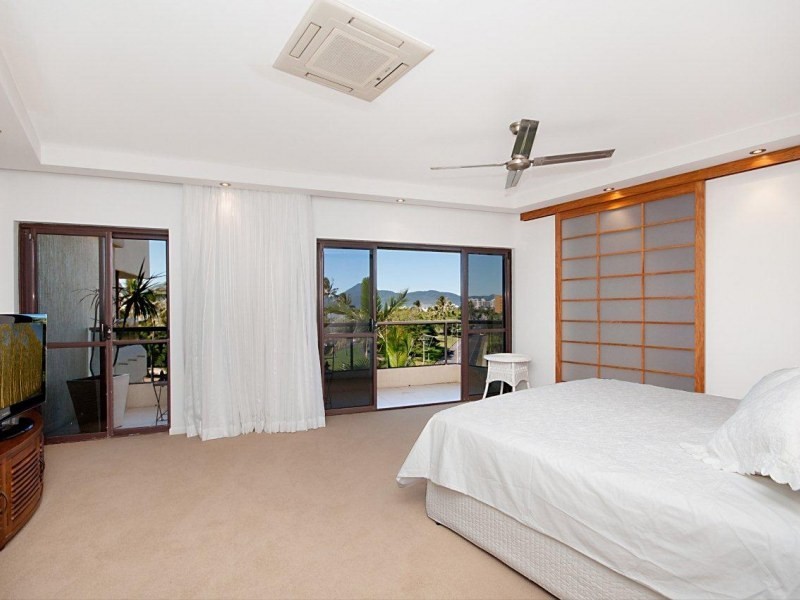 Unit 17/281 The Esplanade, Cairns QLD 4870