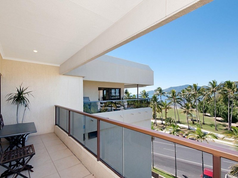 Unit 17/281 The Esplanade, Cairns QLD 4870