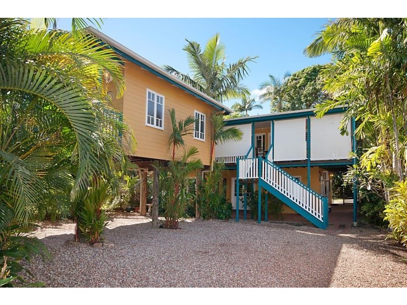 10 Pyne Street, Edge Hill QLD 4870