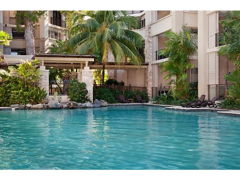 5 Triton Street, Palm Cove QLD 4879