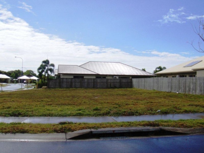 34 Angor Road, Trinity Park QLD 4879