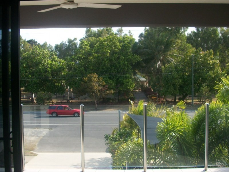 Unit 6/172 Mcleod Street Street, Cairns QLD 4870