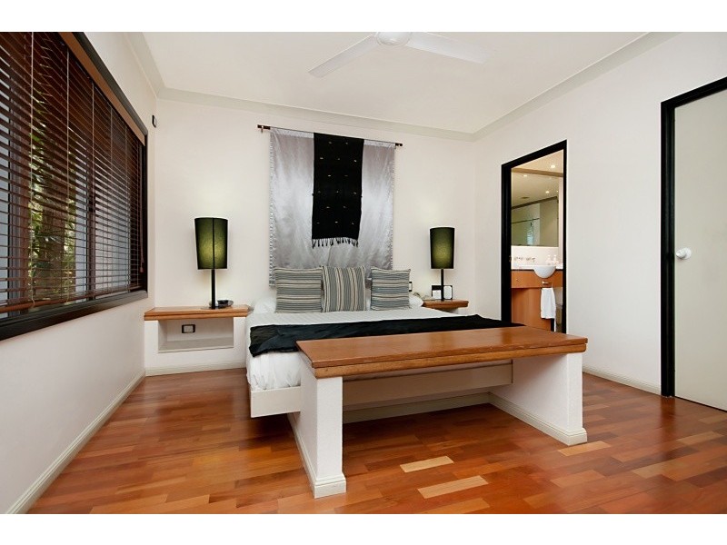 1-9 Vievers Road, Palm Cove QLD 4879