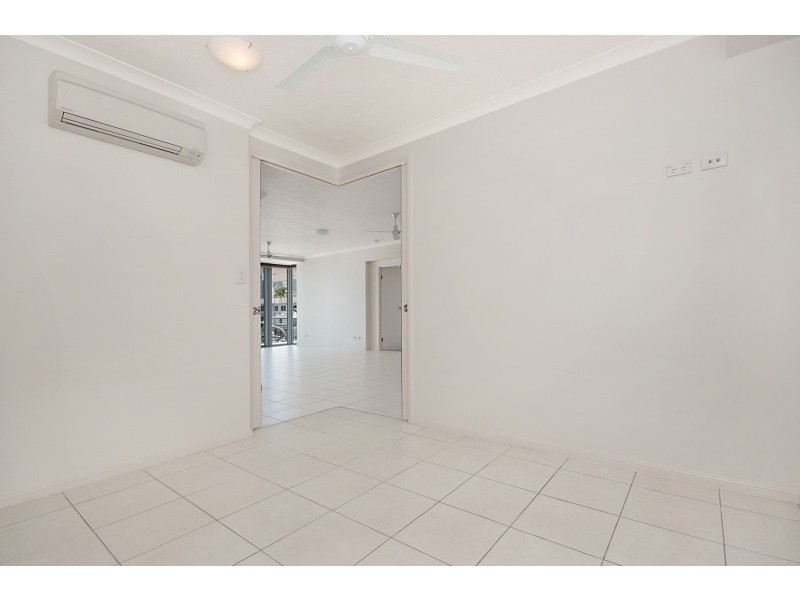 Unit 303/23 – 27 Mcleod Street, Cairns City QLD 4870