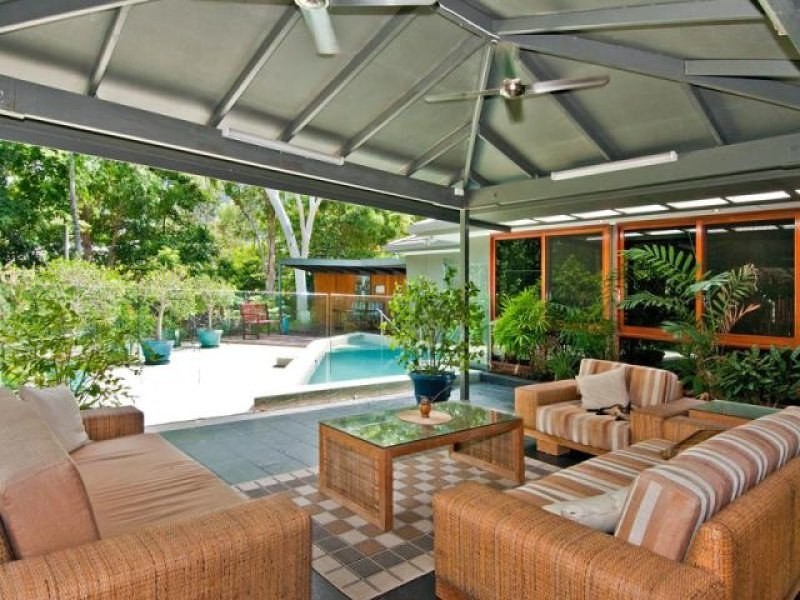 8 Lillian Road, Cairns QLD 4870